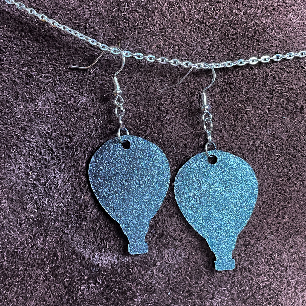 steamvoyage-orecchini in pelle a forma di mongolfiera-grigio e arancione