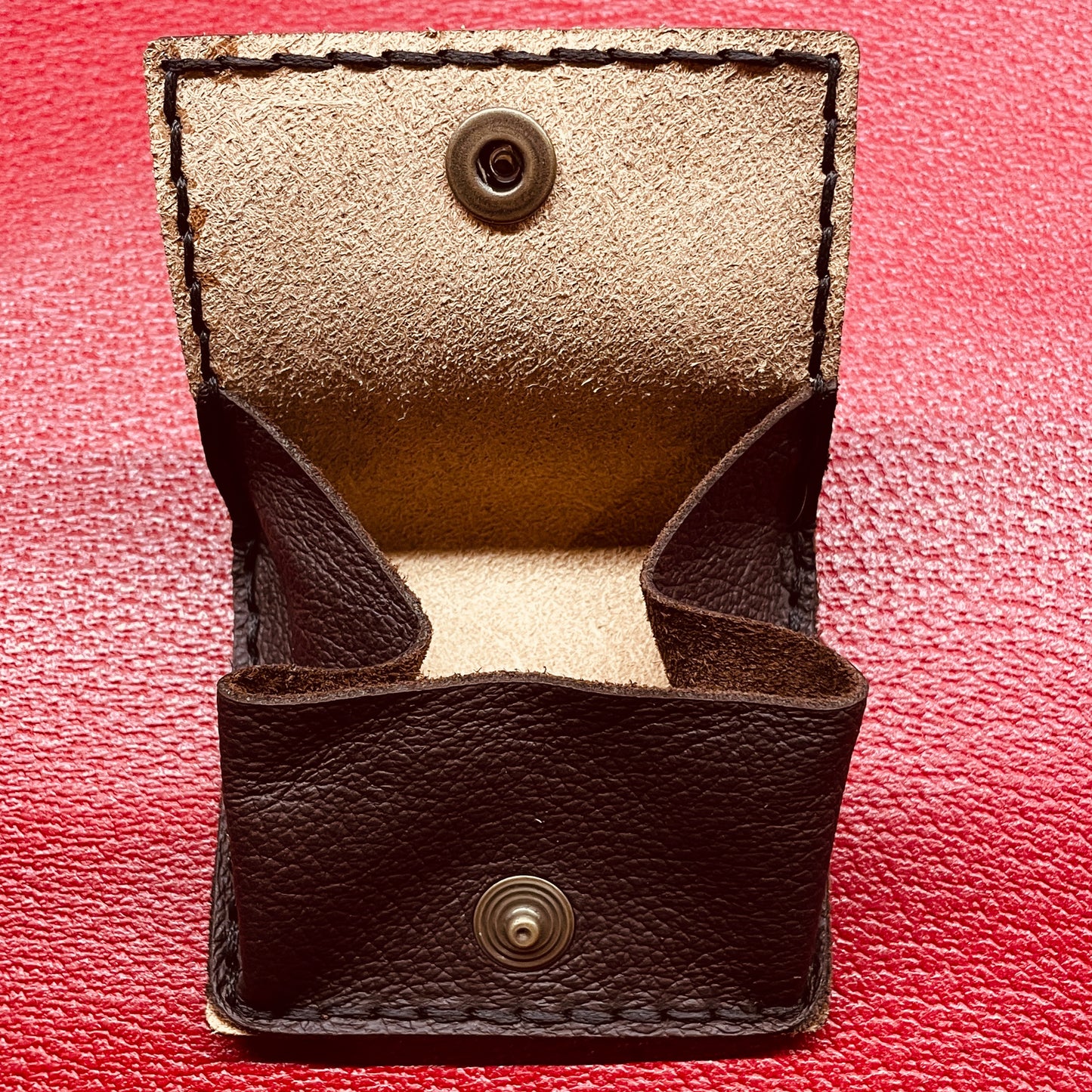 steamvoyage-portamonete in pelle e cuoio inciso a laser interno