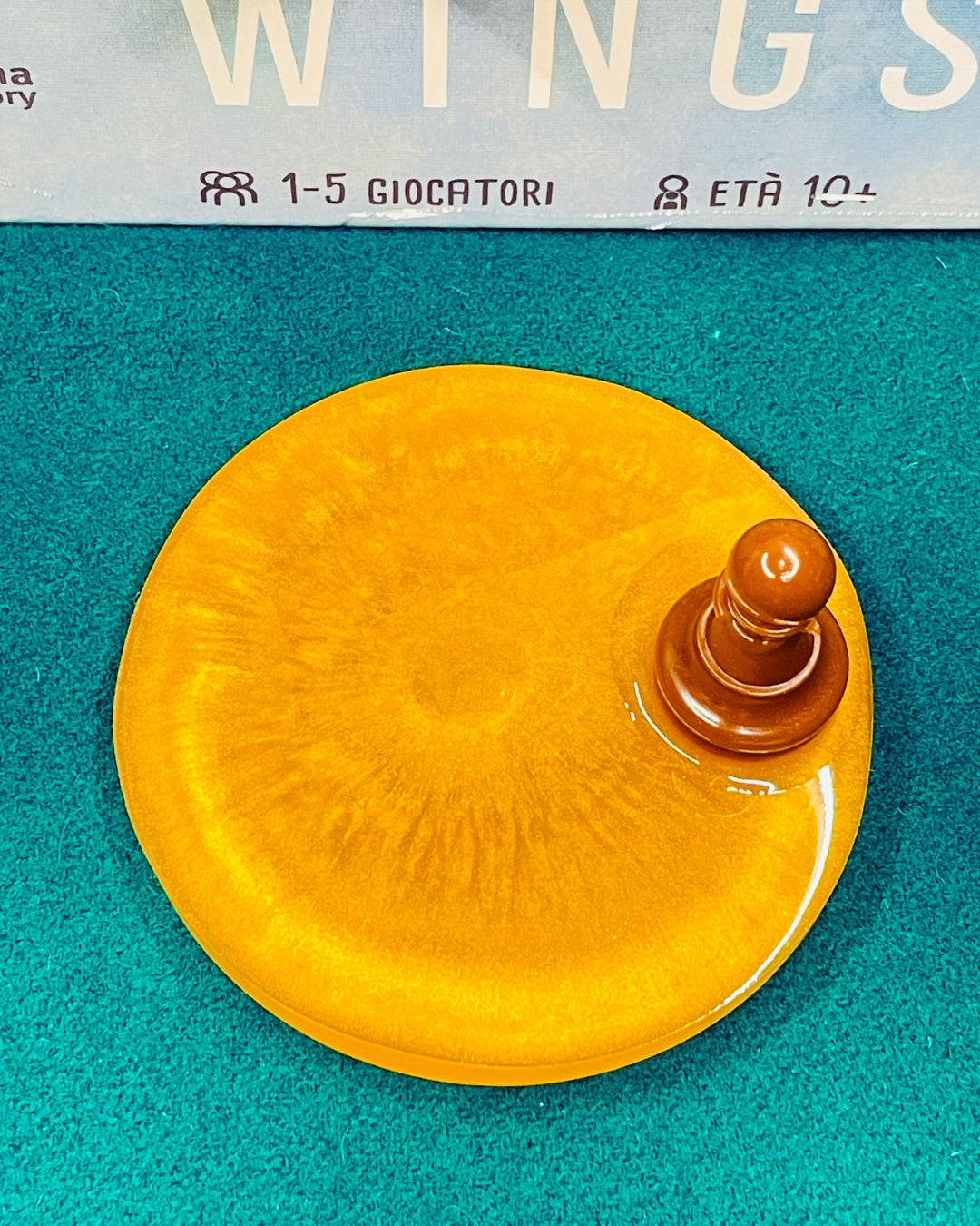 Sottobicchieri in resina di vari colori e pezzi degli scacchi per serate di gioco - ottima idea per bomboniera gamers