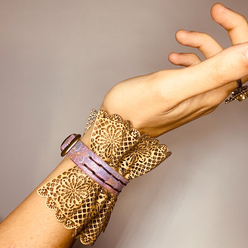steamvoyage-bracciale in merletto di pelle con cinturino dipinto