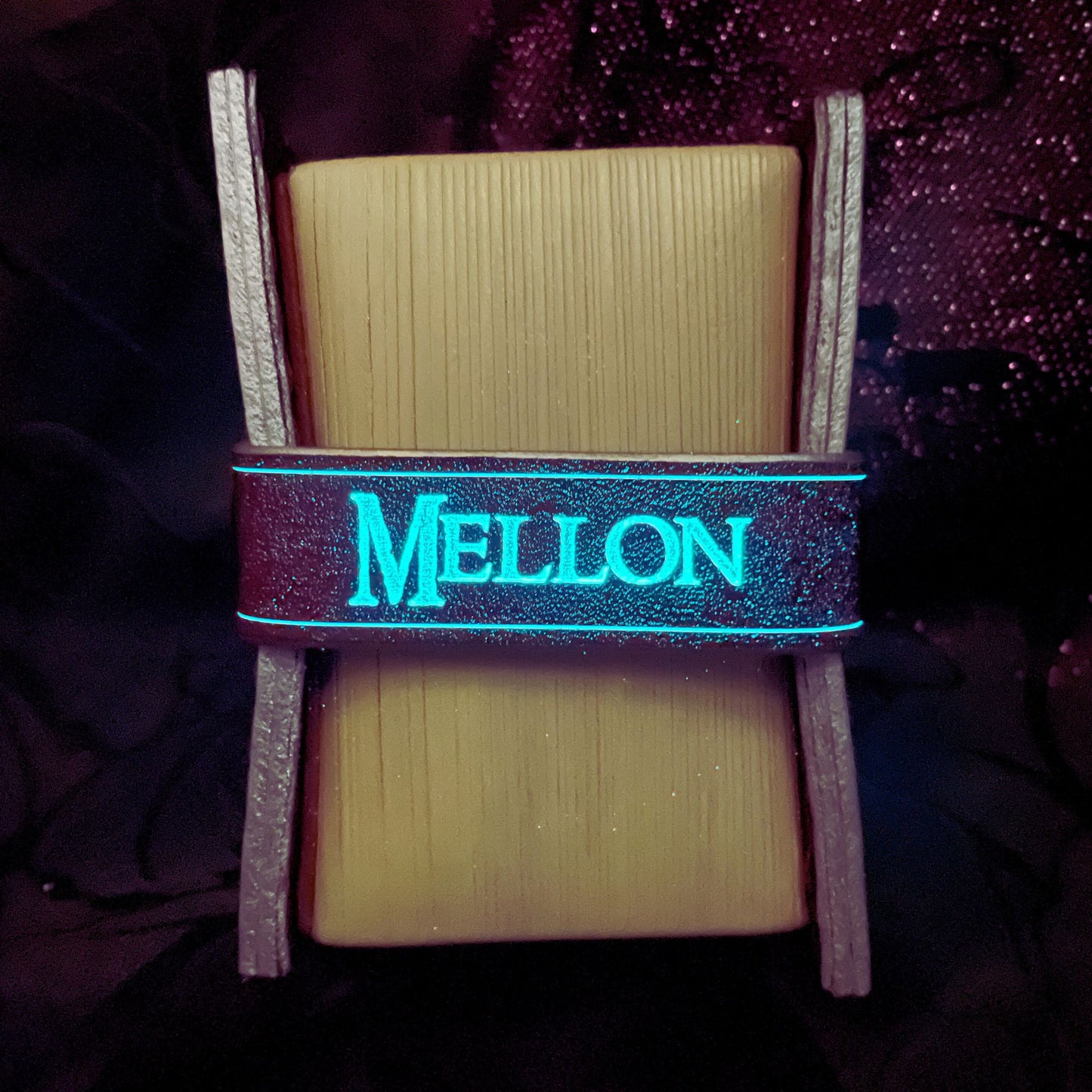 SteamVoyage-portamazzo Magic luminescente Porte di Durin-fascia di chiusura con scritta "Mellon" illuminata dopo l'esposizione a luce UV