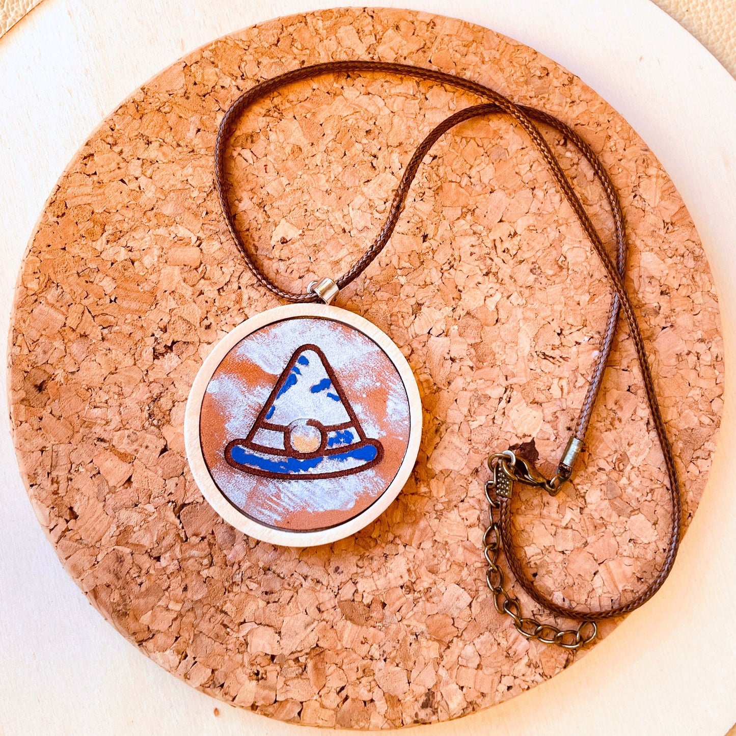 SteamVoyage - medaglioni di protezione magica in legno e cuoio dipinto a mano per giocatori di ruolo