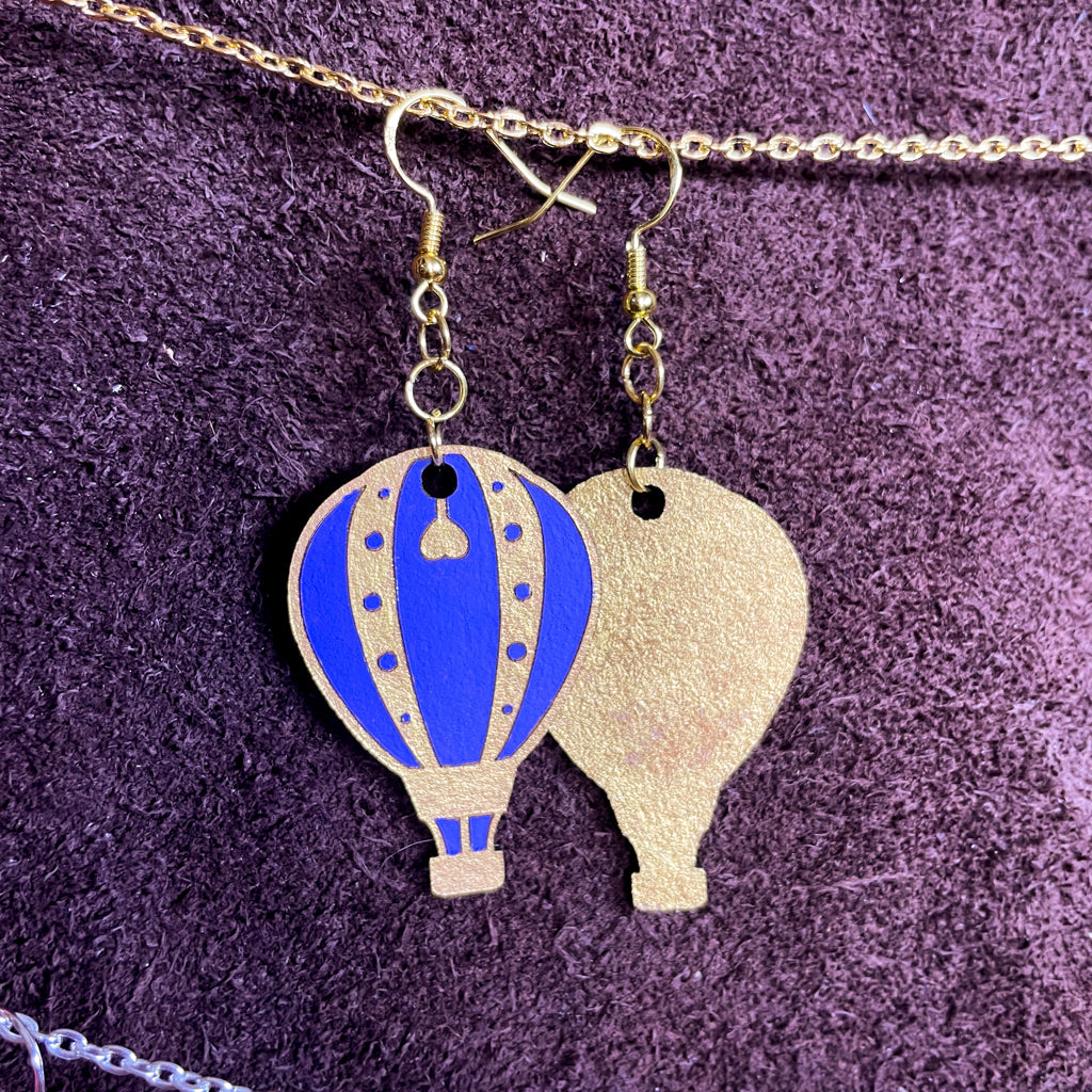steamvoyage-orecchini in pelle a forma di mongolfiera-blu e oro