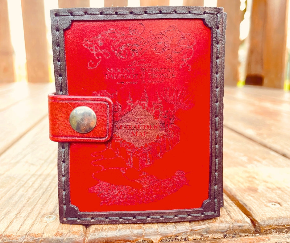 porta mazzo in cuoio per mazzo commander di Magic: The Gathering, espansione Harry Potter