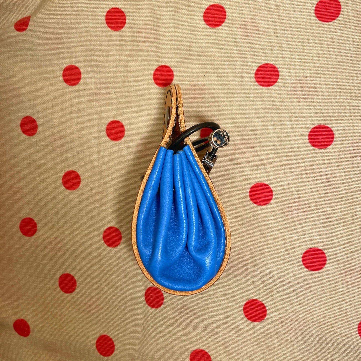 SteamVoyage - sacchetti porta dadi in pelle e cuoio con laccio regolabile e bottone di chiusura per amanti del gioco da tavolo e del gioco di ruolo
