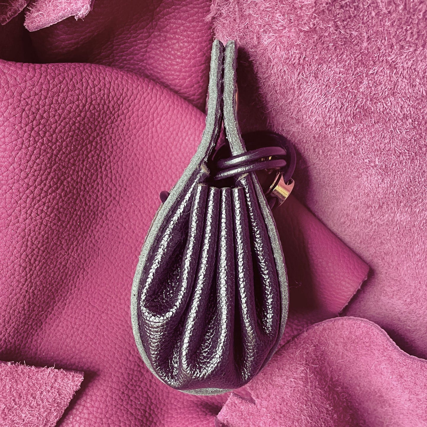 SteamVoyage - sacchetto porta dadi in cuoio e pelle con incisione al laser di un drago alato