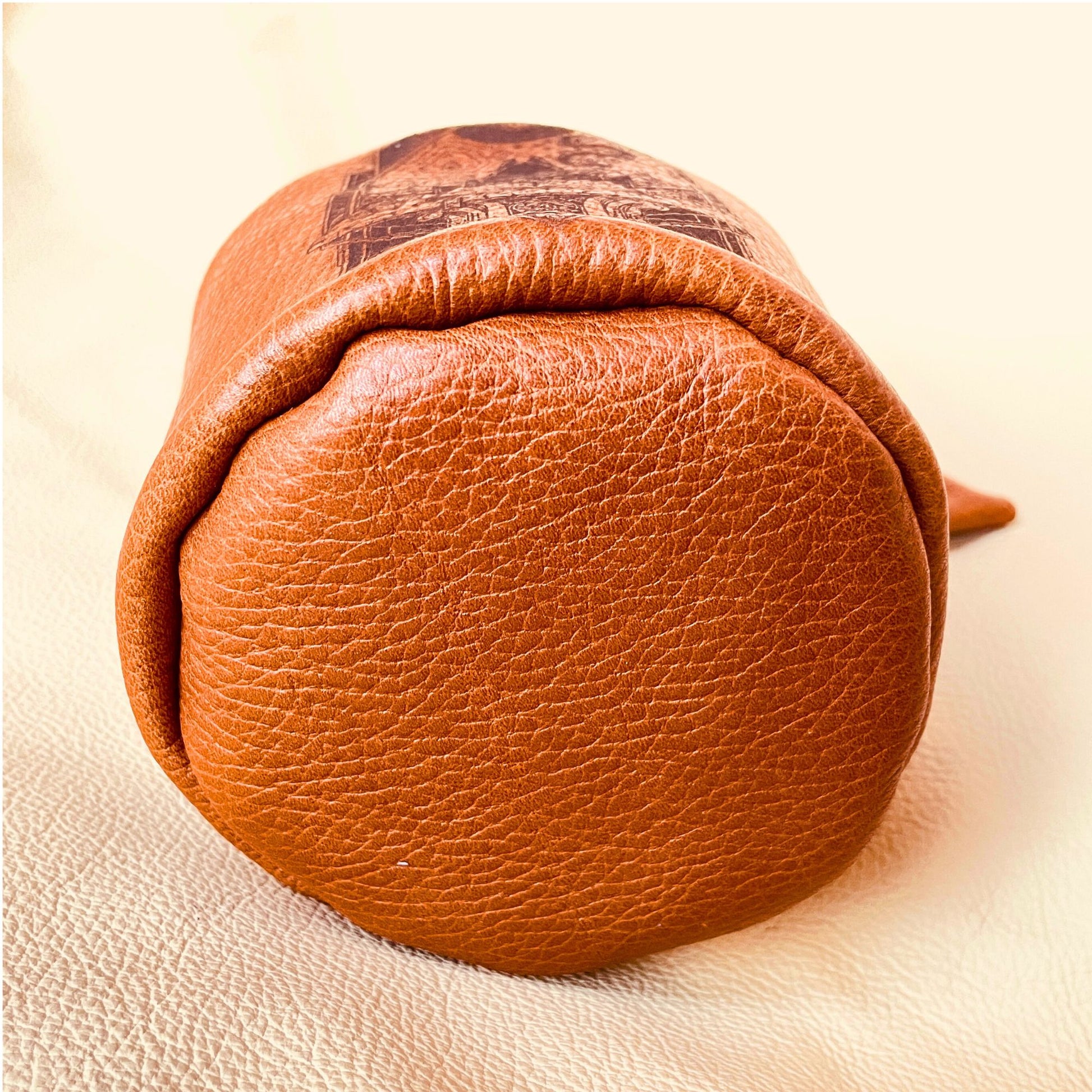 SteamVoyage - sacchetto dadi in pelle marrone per Master di Dungeons and dragons con laccio in pelle per chiusura e incisione al laser