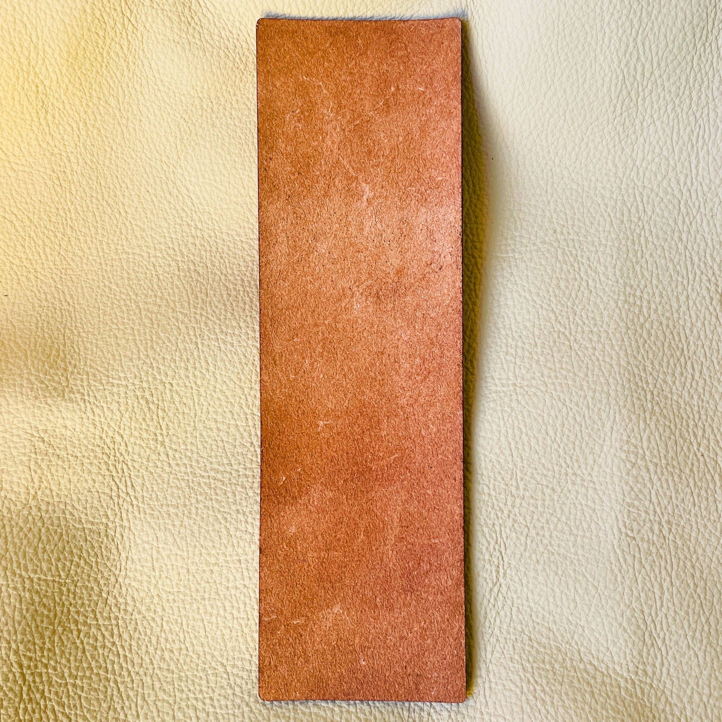 SteamVoyage - segnalibri in cuoio incisi al laser e dipinti a mano con immagini dei segni zodiacali ispirate ai miti greci e romani che li raccontano - retro